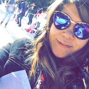 Meet your Posher, Tara